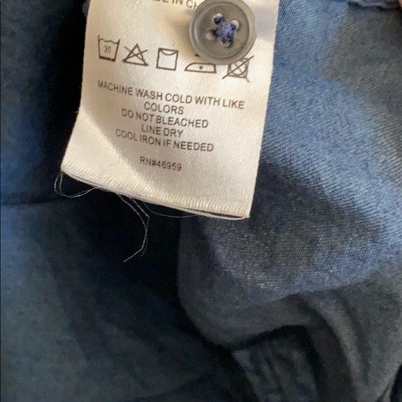 NSF CHAMBRAY RUFFLE-FRONT SHIRT DARK NAVY SZ L - Picture 4 of 7